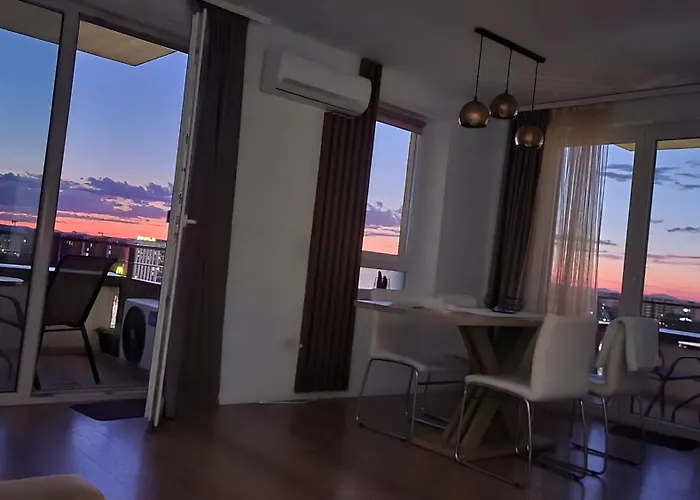Luxury Panorama Apartament,Coresi